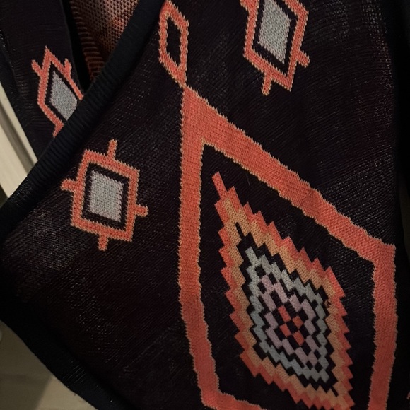 Say what brand poncho sweaterSUPER CUTE! - Picture 4 of 8